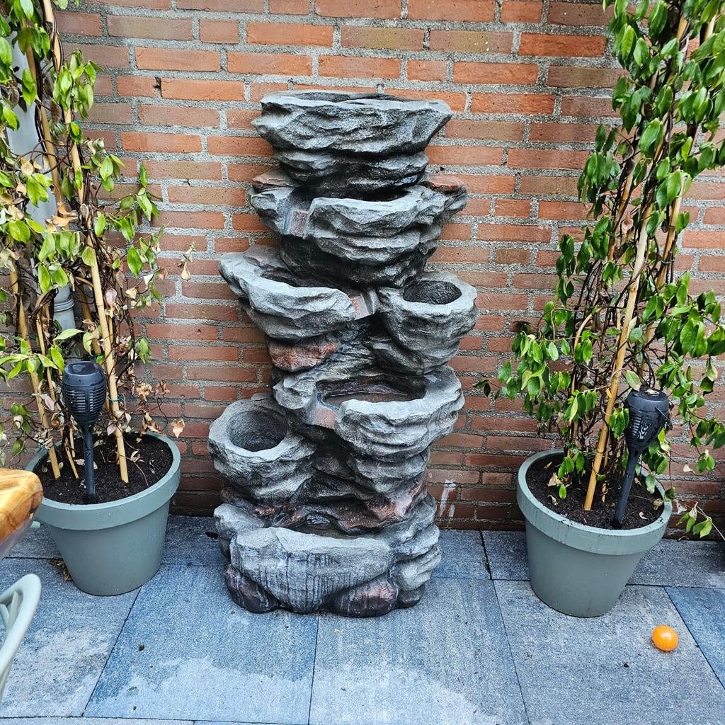 Grote waterval fontein voor buiten, zo goed als nieuw, Tuin en Terras, Waterpartijen en Fonteinen, Zo goed als nieuw, Fontein