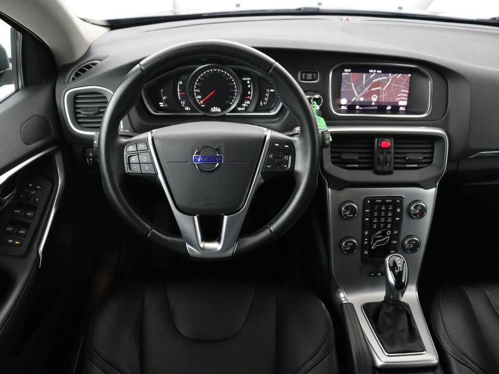 Volvo V40 1.5 T3 Inscription | Leder | Trekhaak | Navigatie, Auto's, Volvo, Euro 6, 4 cilinders, 700 kg, Leder