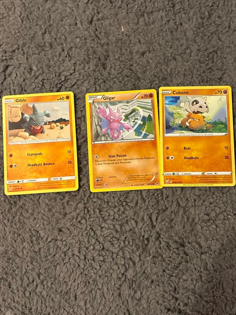 Pokémon kaarten: Gible, Gligar, Cubone, Ophalen of Verzenden, Gebruikt, Meerdere kaarten