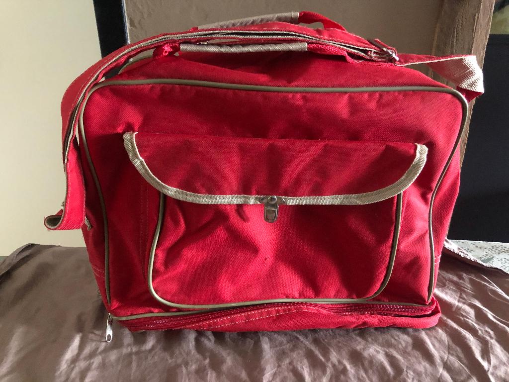 Weekendtas, Gebruikt, Minder dan 40 cm, Rood, 35 tot 55 cm