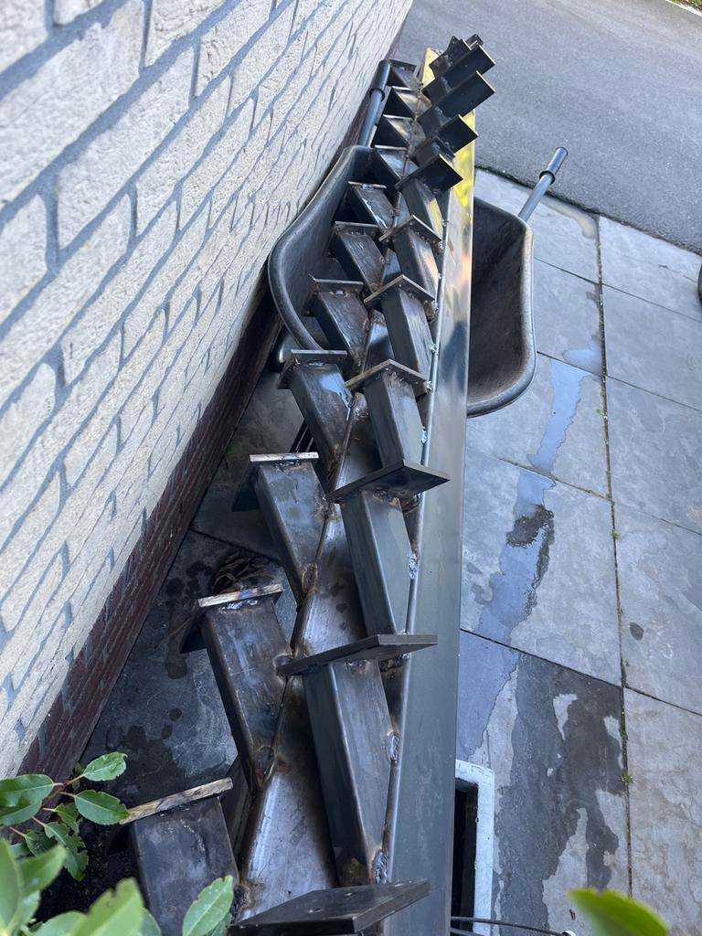 Metalen trap 3 meter lang, verdiepingsvloer tot 2.40m, Ophalen, Gebruikt, Trap, 2 tot 4 meter