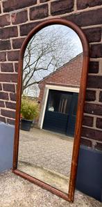 Vintage wand spiegel van Pieterman Schiedam., Ophalen of Verzenden, Ovaal, Minder dan 50 cm, Minder dan 100 cm