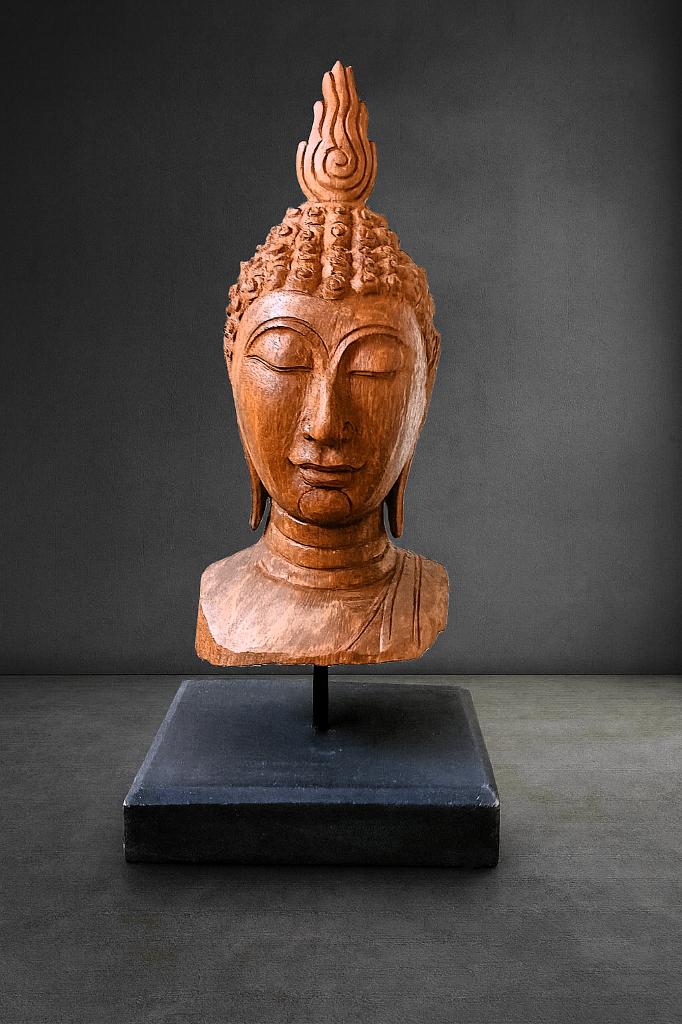 Handgesneden boeddha beeld Chiang Mai, Handgemaakt, Buste, Ophalen of Verzenden, 20 - 50 cm