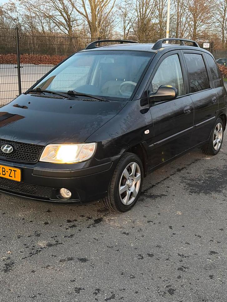 Hyundai Matrix 1.6 2007 Zwart, Auto's, Hyundai, Particulier, Matrix, Benzine, D, MPV, Handgeschakeld, Origineel Nederlands, Zwart
