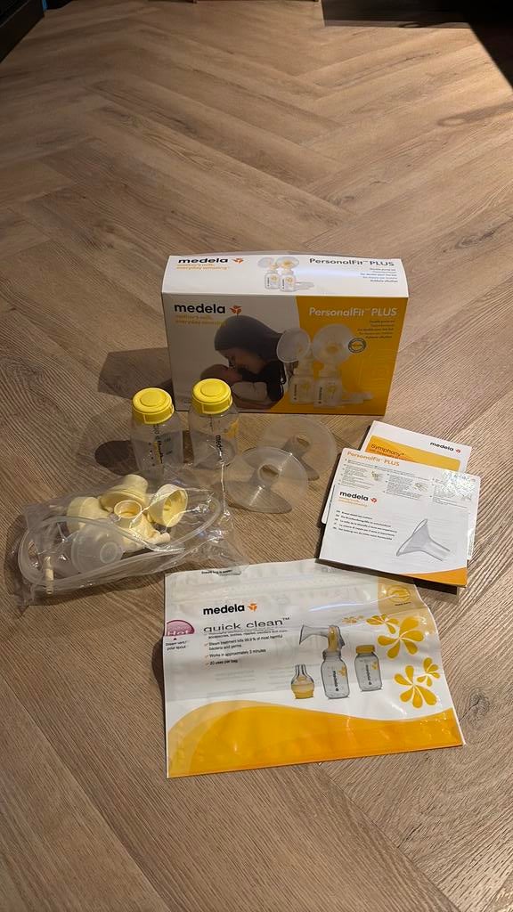 Medela PersonalFit plus double pump set, Ophalen of Verzenden, Zo goed als nieuw, Borstkolf