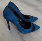 Atmosphere blauwe pumps met doorzichtige detail maat 39, Blauw, Ophalen of Verzenden, Schoenen met hoge hakken, Gedragen