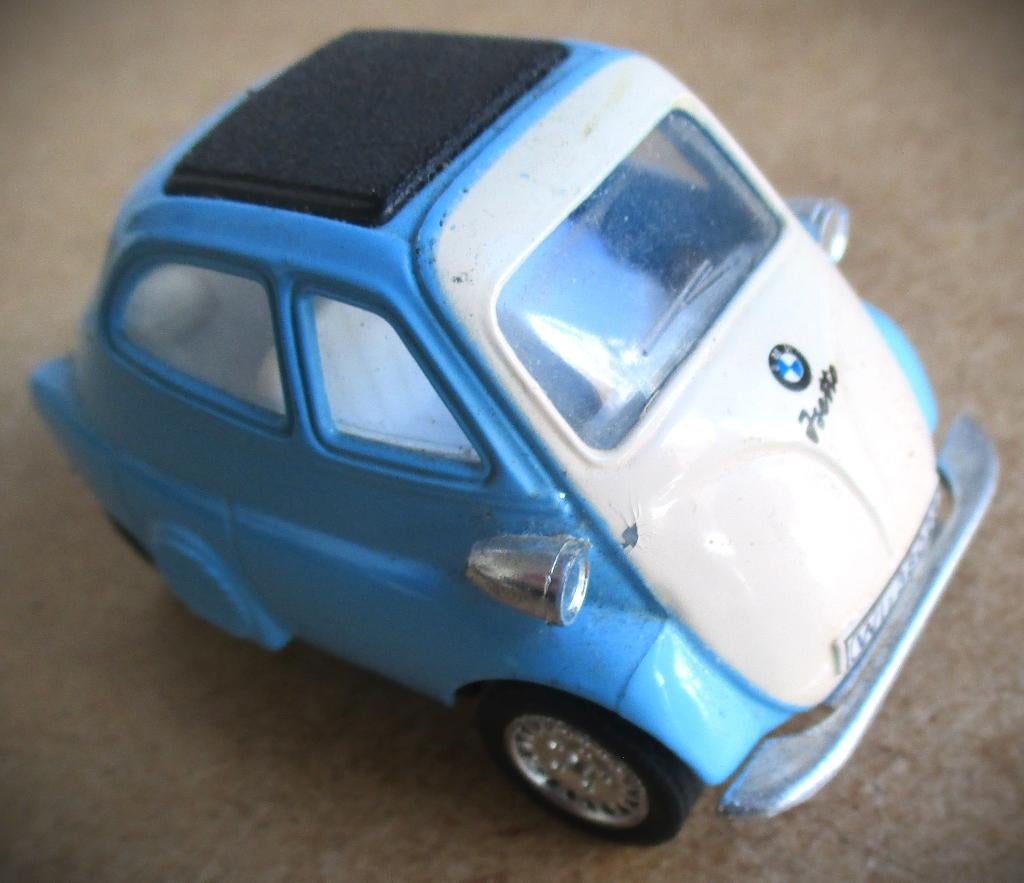 BMW Isetta Modelauto~Blauw wit~Auto~Miniatuur, Hobby en Vrije tijd, Modelauto's | 1:18, Ophalen of Verzenden, Gebruikt, Auto, Overige merken