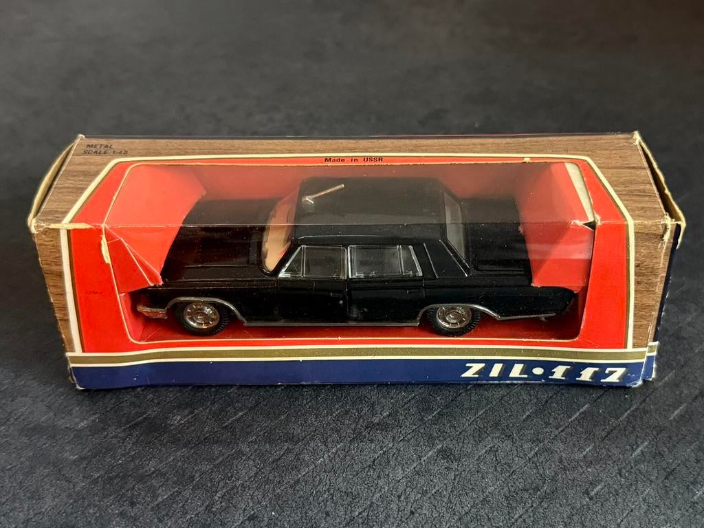 NOVOEXPORT ZIL 117 1:43 in OVP, Ophalen of Verzenden, Zo goed als nieuw, Auto, Overige merken