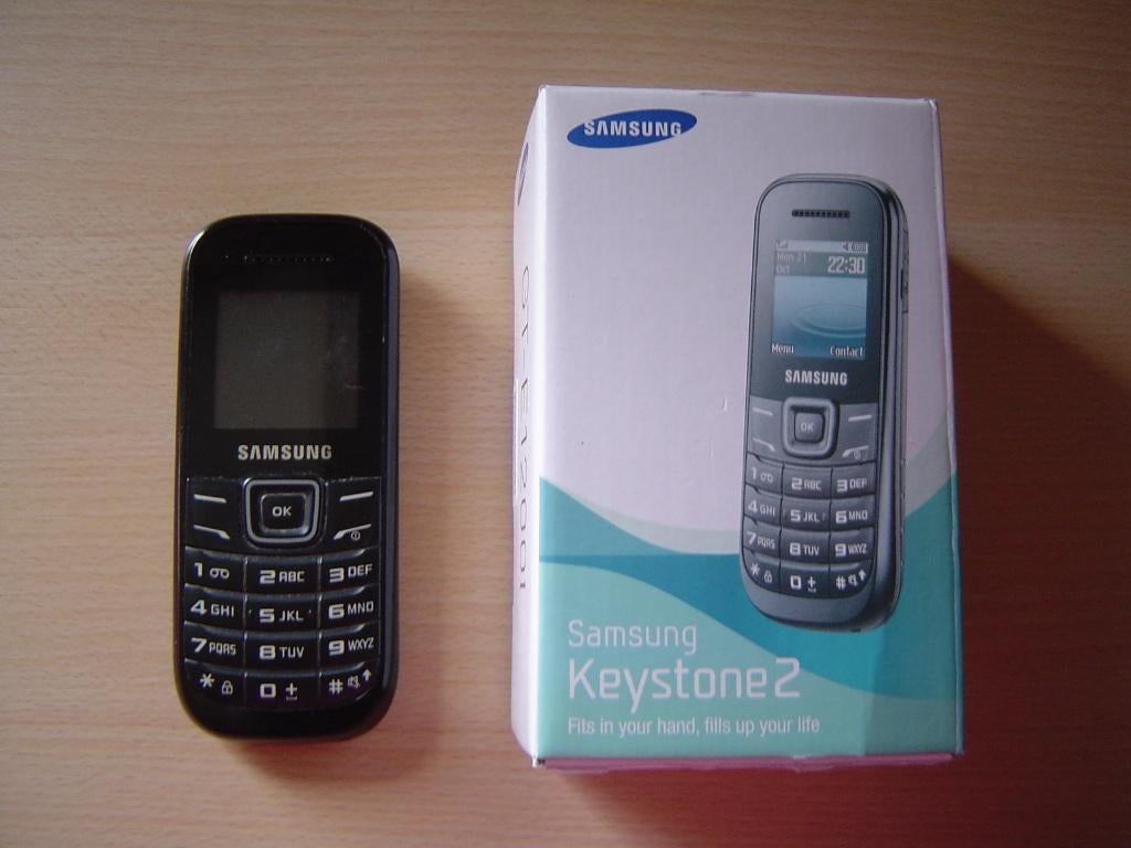 telefoon: Samsung Keystone 2, Gebruikt, Overige modellen, Geen camera, Zwart