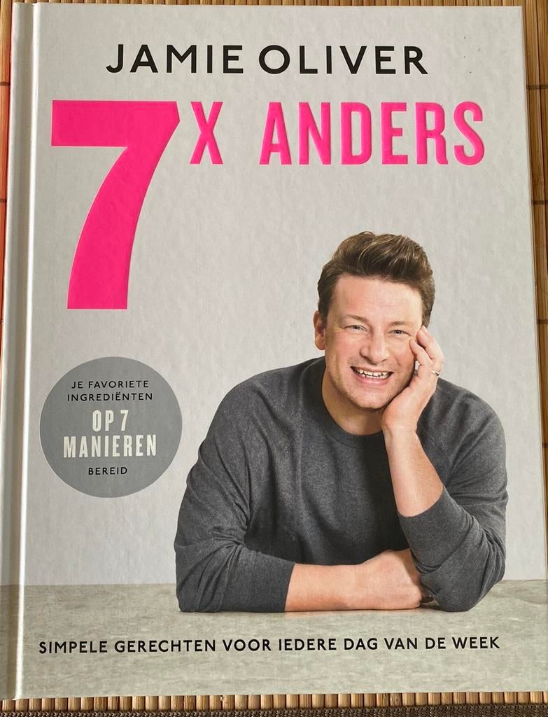 Jamie Oliver - 7X Anders - NIEUW!!, Nieuw, Ophalen of Verzenden, Hoofdgerechten, Gezond koken
