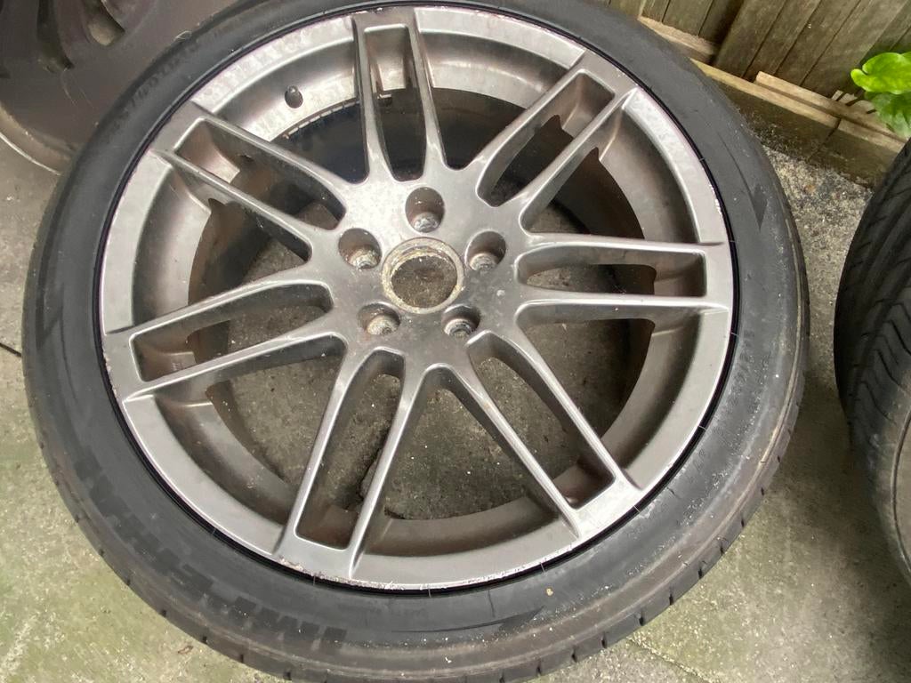 Audi Velgen 245/40R18, Auto-onderdelen, Banden en Velgen, Ophalen, 18 inch, Banden en Velgen, All Season