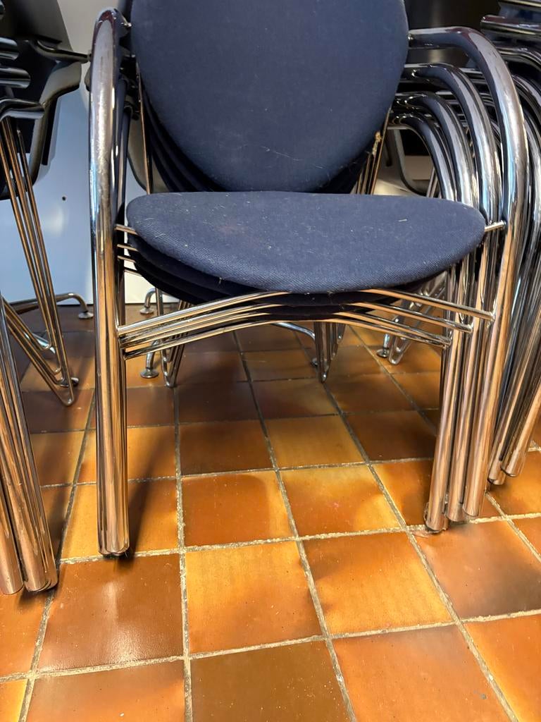 Vepa Alpine stoelen, blauw gestoffeerd, gebruikerssporen, Huis en Inrichting, Stoelen, Ophalen, Gebruikt, Blauw, Metaal