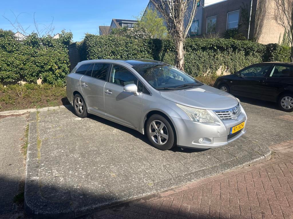 Toyota Avensis 2.0 16V Vvt-i Wagon 2009 Grijs, Voorwielaandrijving, Stof, Avensis, 4 cilinders