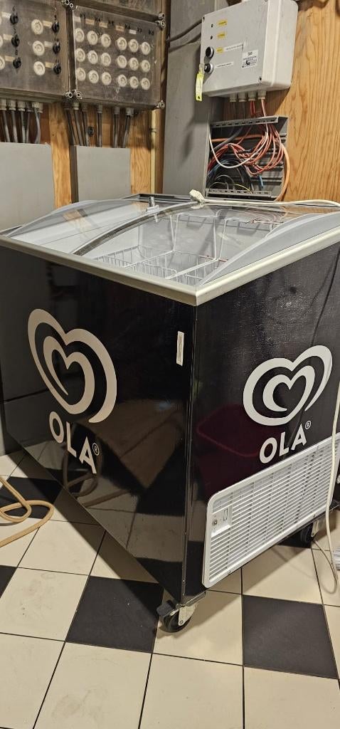 Ola ijsvriezer horeca vriezer diepvries, Vrieskist, Zo goed als nieuw, Vrijstaand, 90 cm of meer