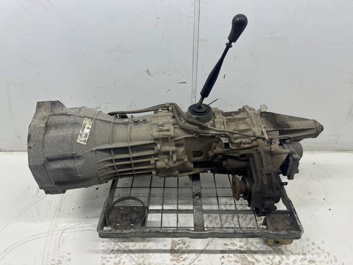 Versnellingsbak van een Nissan Navara, Auto-onderdelen, Transmissie en Toebehoren, Nissan, Gebruikt, 3 maanden garantie, Ophalen of Verzenden