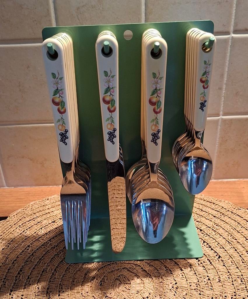 Marks&Spencer bestekset-corning wave, Antiek en Kunst, Antiek | Bestek, Ophalen of Verzenden