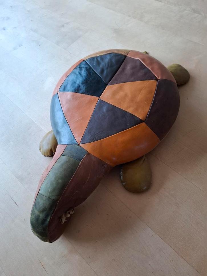 Poef, leren schildpad, patchwork, vintage, design object, Huis en Inrichting, Zitzakken, Gebruikt, Ophalen of Verzenden