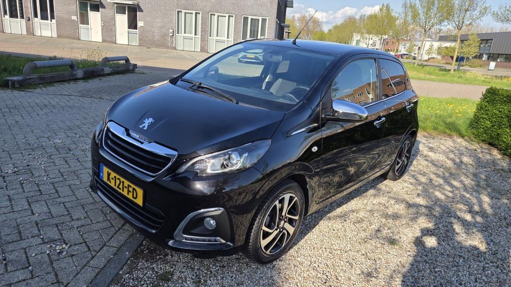 Peugeot 108 1.0 e-VTi Allure (bj 2020), Auto's, Peugeot, Voorwielaandrijving, Gebruikt, Euro 6, 4 stoelen