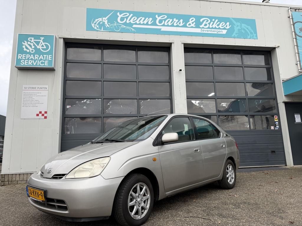 Toyota Prius 1.5 VVT-i (bj 2001, automaat), 1497 cc, Gebruikt, 1225 kg, 4 cilinders