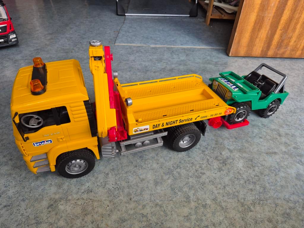 Bruder takelwagen met auto, Ophalen of Verzenden