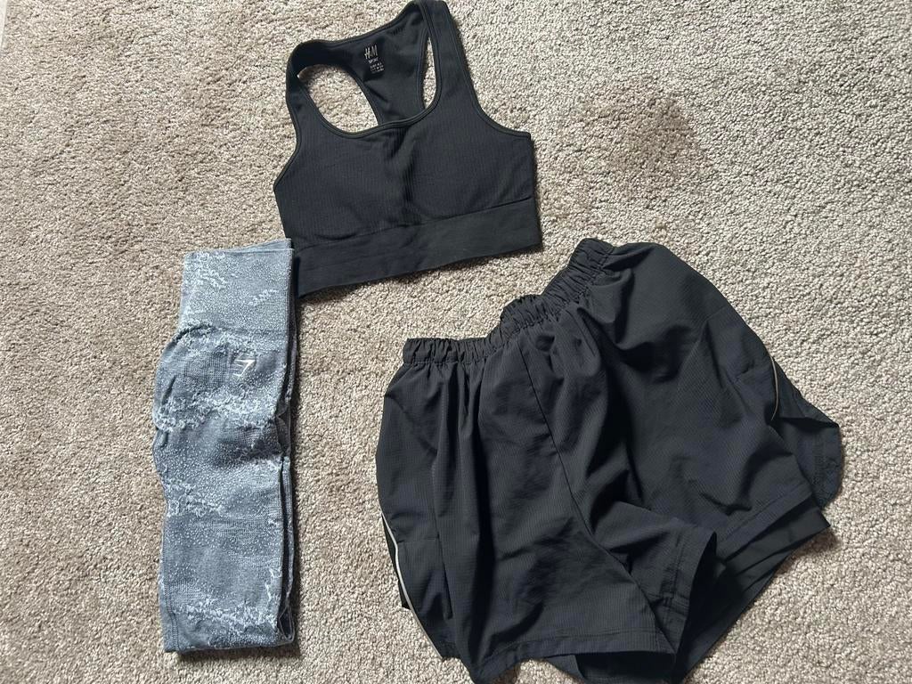 Sportkleding set dames maat xs hardlopen of fitness, Sport en Fitness, Ophalen of Verzenden, Zo goed als nieuw, Kleding, Overige merken