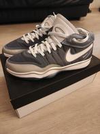 Nike sneakers - Grijs/Wit, Nike, Nieuw, Ophalen of Verzenden, Sneakers of Gympen