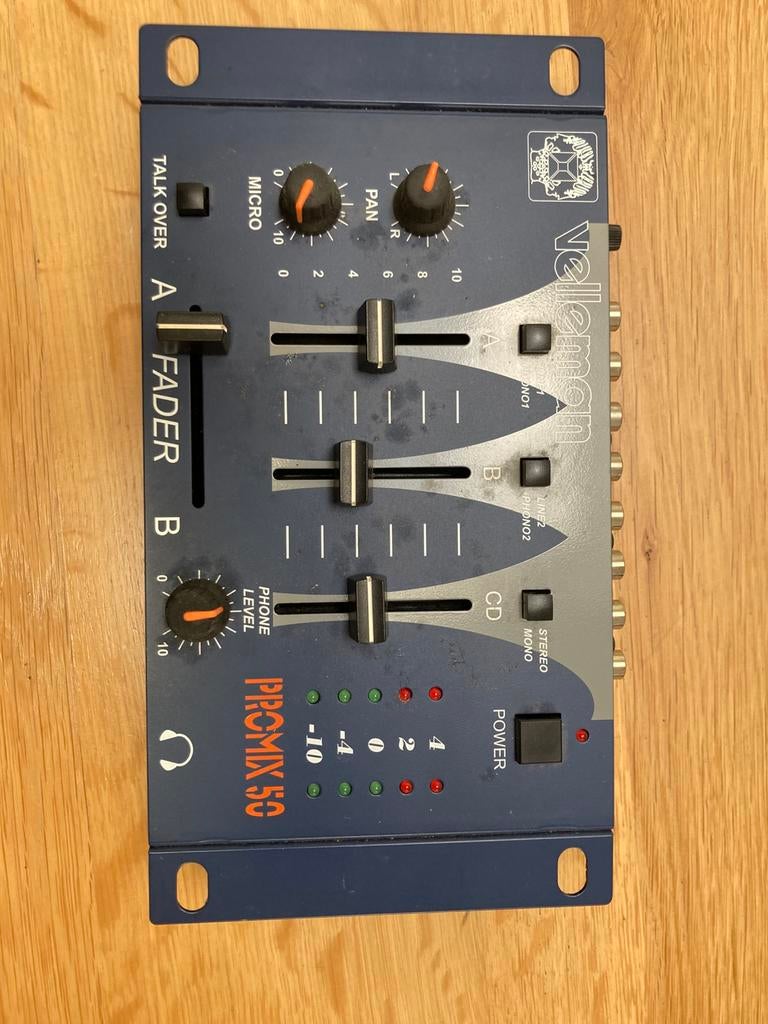 Velleman Promix 50 mengpaneel, Muziek en Instrumenten, Mengpanelen, Ophalen of Verzenden, Zo goed als nieuw, Minder dan 5 kanalen