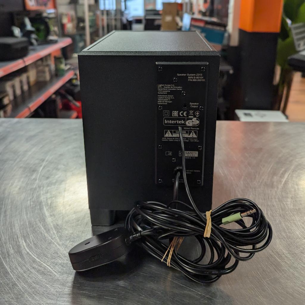 Logitech Z313-speakersysteem met Subwoofer, Logitech, Zo goed als nieuw, Support@logitech.com, EPFL - Quartier de l'Innovation
Daniel Borel Innovation Center
1015 Lausanne
Switzerland