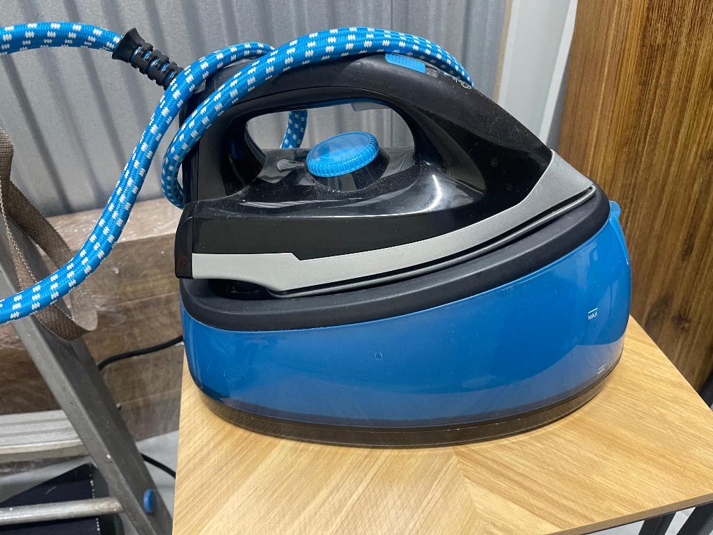 Stoomstrijkijzer te koop, Ophalen of Verzenden, Gebruikt, Strijkijzer met snoer