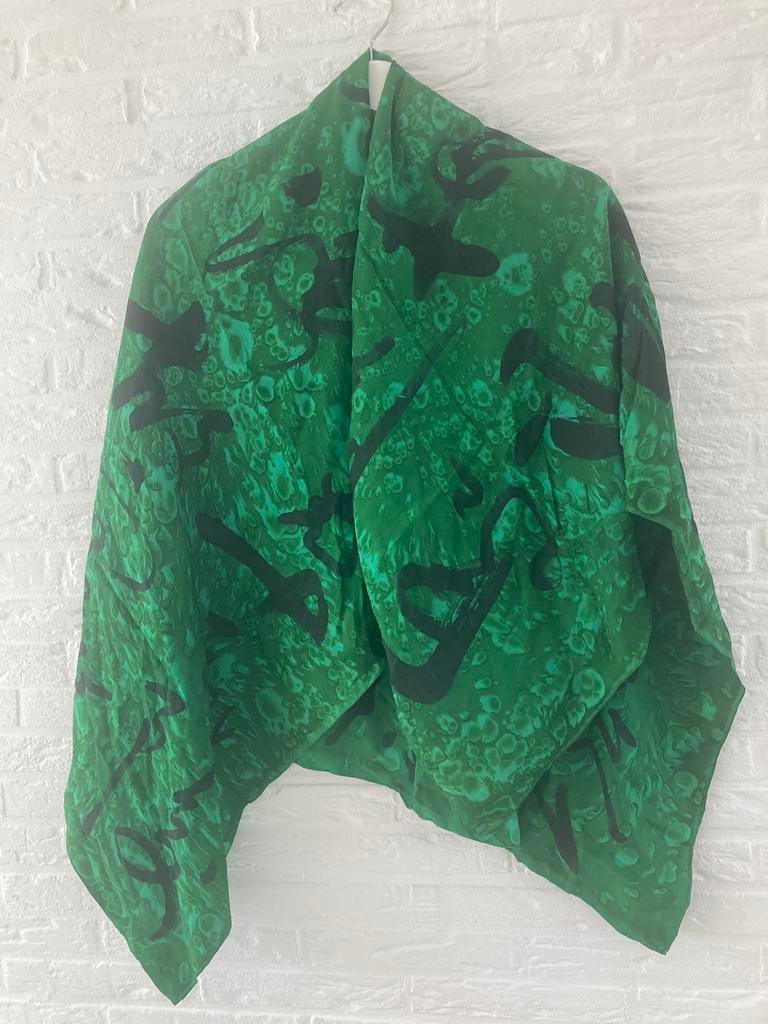 100 % Zijde SJAAL, Kleding | Dames, Mutsen, Sjaals en Handschoenen, Gedragen, Sjaal, Maat 42/44 (L), Ophalen of Verzenden