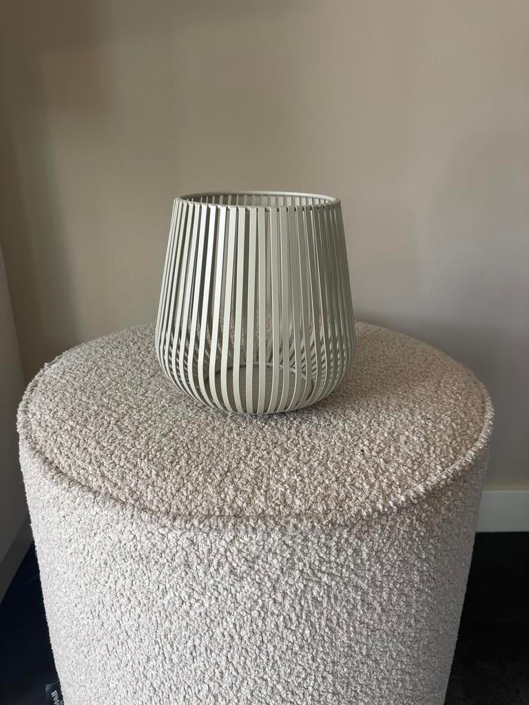 Decoratieve metalen windlicht - 18cm hoog, 18cm doorsnee, Ophalen of Verzenden, Zo goed als nieuw, Overige materialen