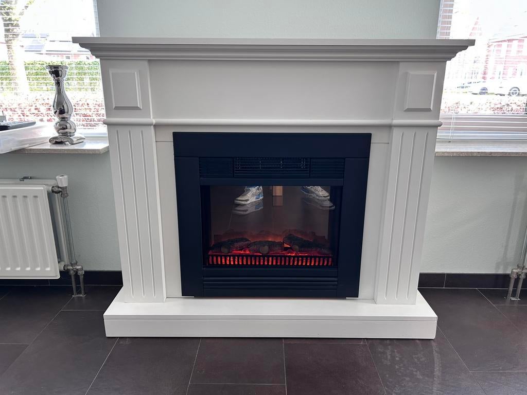 Schouw met elektrische haard, Huis en Inrichting, Haarden, Ophalen, Zo goed als nieuw, Vrijstaande haard, Elektrische haard