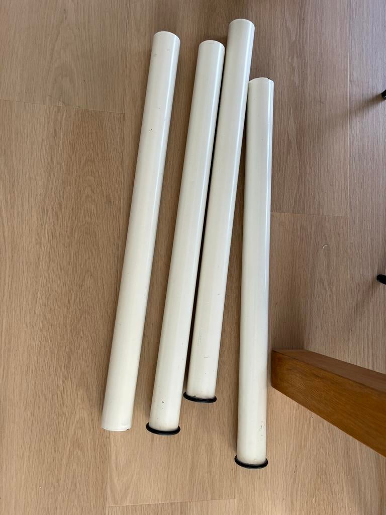 4 witte IKEA ADILS bureaupoten - gebruikt, Ophalen, Gebruikt, Metaal, Tafelpoot