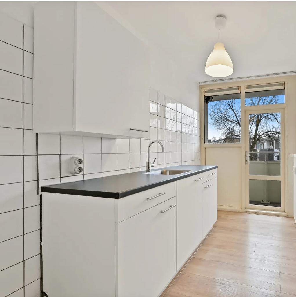 GRATIS Bruynzeel keuken uit 2022, wit, Huis en Inrichting, Keuken | Keukenelementen, Zo goed als nieuw, Minder dan 100 cm, 150 tot 200 cm