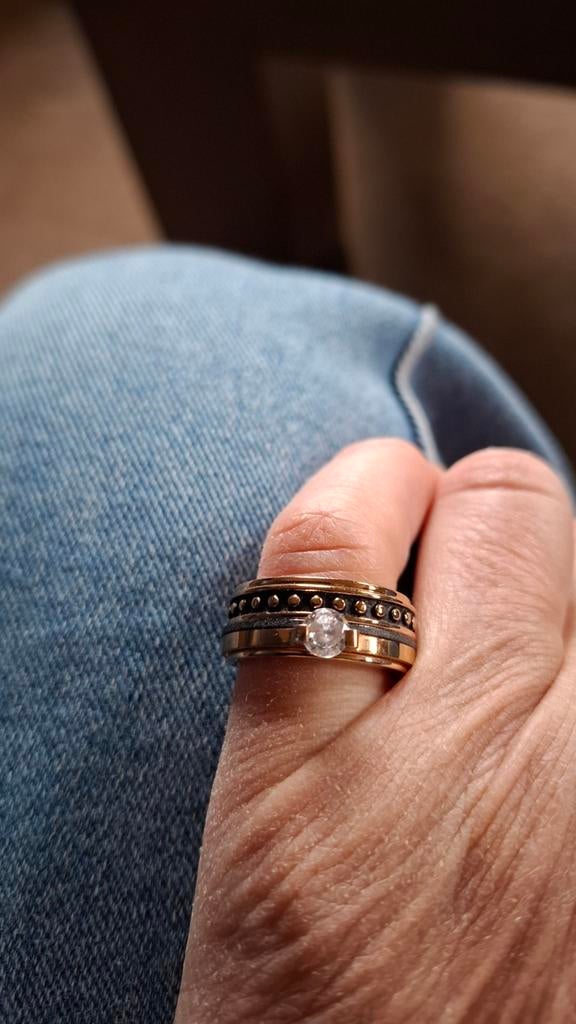 Ixxxi ring maat 17.5, Ophalen of Verzenden, Zo goed als nieuw, 17 tot 18, Dame