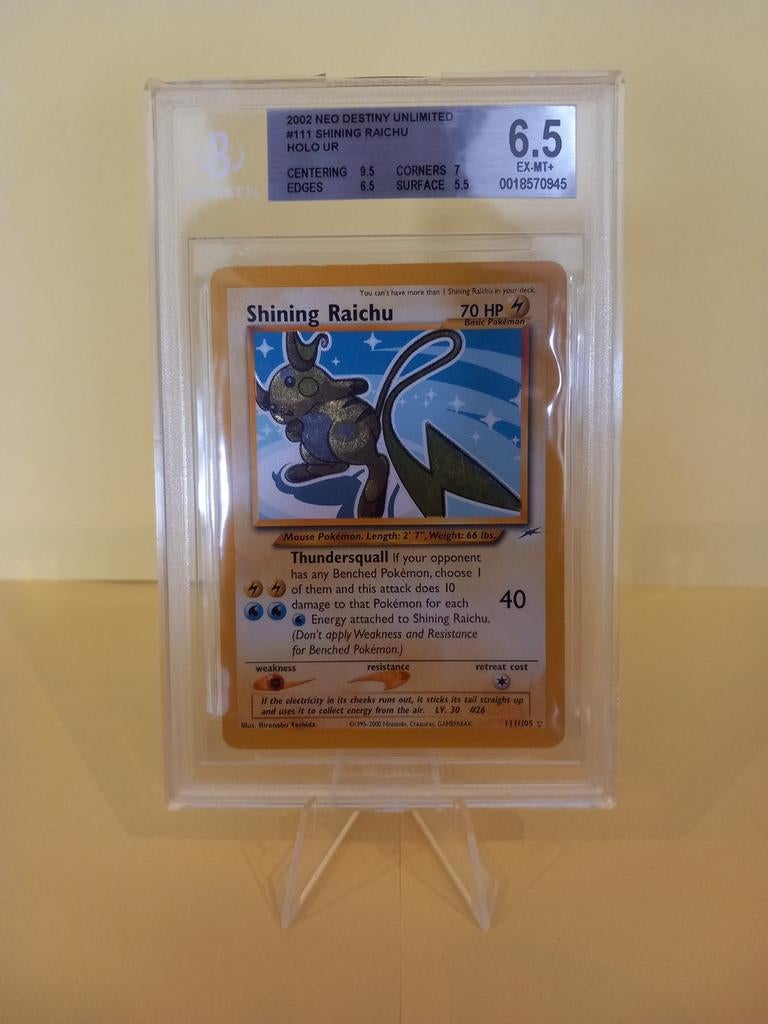 Pokemon| Shining Raichu #111 - Rare Shining - Beckett 6.5, Ophalen of Verzenden, Zo goed als nieuw, Losse kaart, Foil