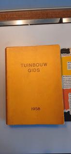 Tuinbouwgidsen 1958 en 1959 - Vintage tuinboeken, Boeken, Gelezen, Overige soorten, Ophalen of Verzenden, Directie van Tuinbouw
