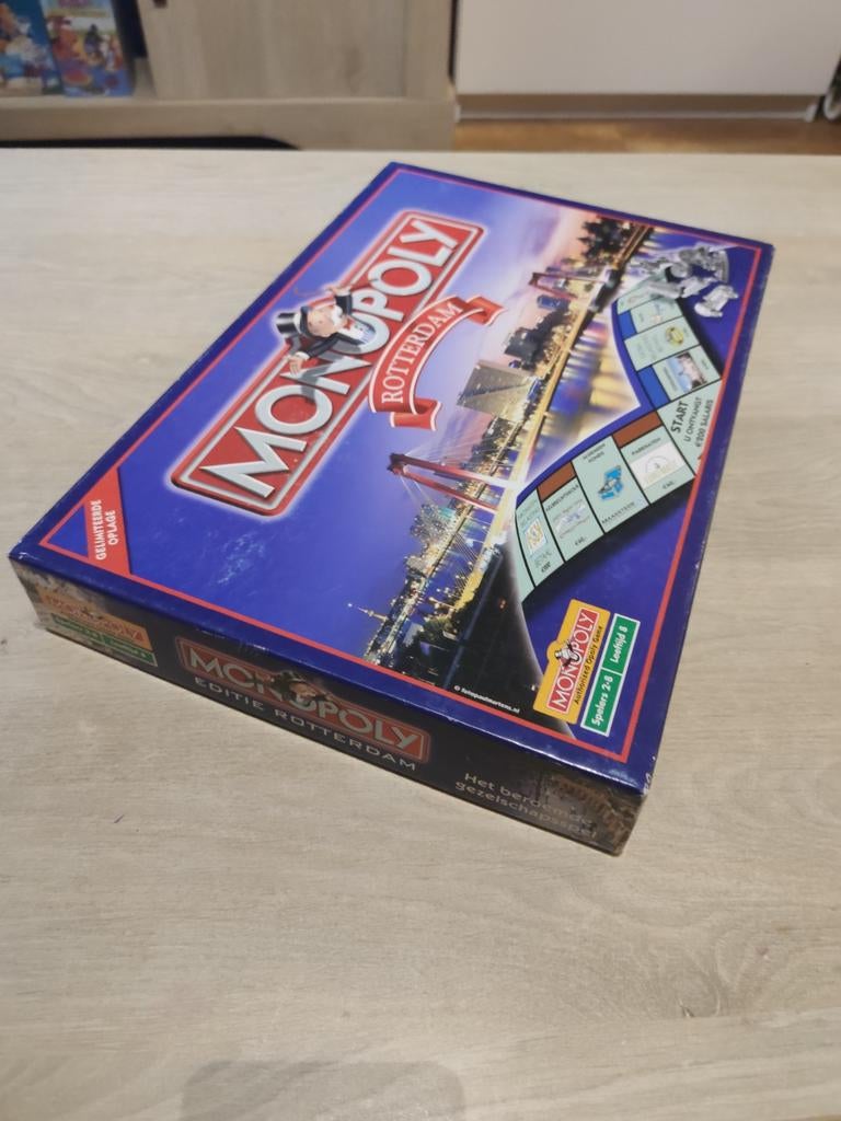 Monopoly Rotterdam - Leuk Bordspel!, Hobby en Vrije tijd, Gezelschapsspellen | Bordspellen, Consumentenservice@hasbro.nl, Vijf spelers of meer
