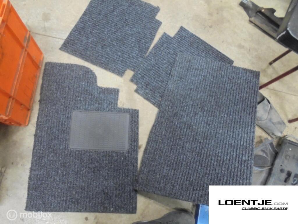 Matten set BMW 02-serie E6/ E10/ 114 ('74-'77), Auto-onderdelen, Interieur en Bekleding, Gebruikt, Ophalen of Verzenden, BMW, BMW