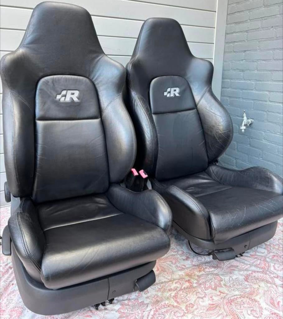 R32 König interieur + R32 km teller + O.Z. Aristo R32 velgen, Auto-onderdelen, Ophalen