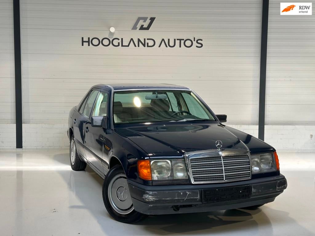 Mercedes-Benz 200-500 (W124) 300 D Oldtimer 1986 6 Cilinder, Auto's, Mercedes-Benz, Gebruikt, Beige, Blauw, 2996 cc