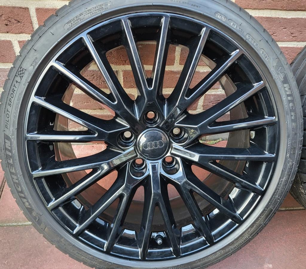18 inch Originele Audi velgenset met Michelin zomerbanden, Auto-onderdelen, Banden en Velgen, 18 inch, Banden en Velgen, Nieuw