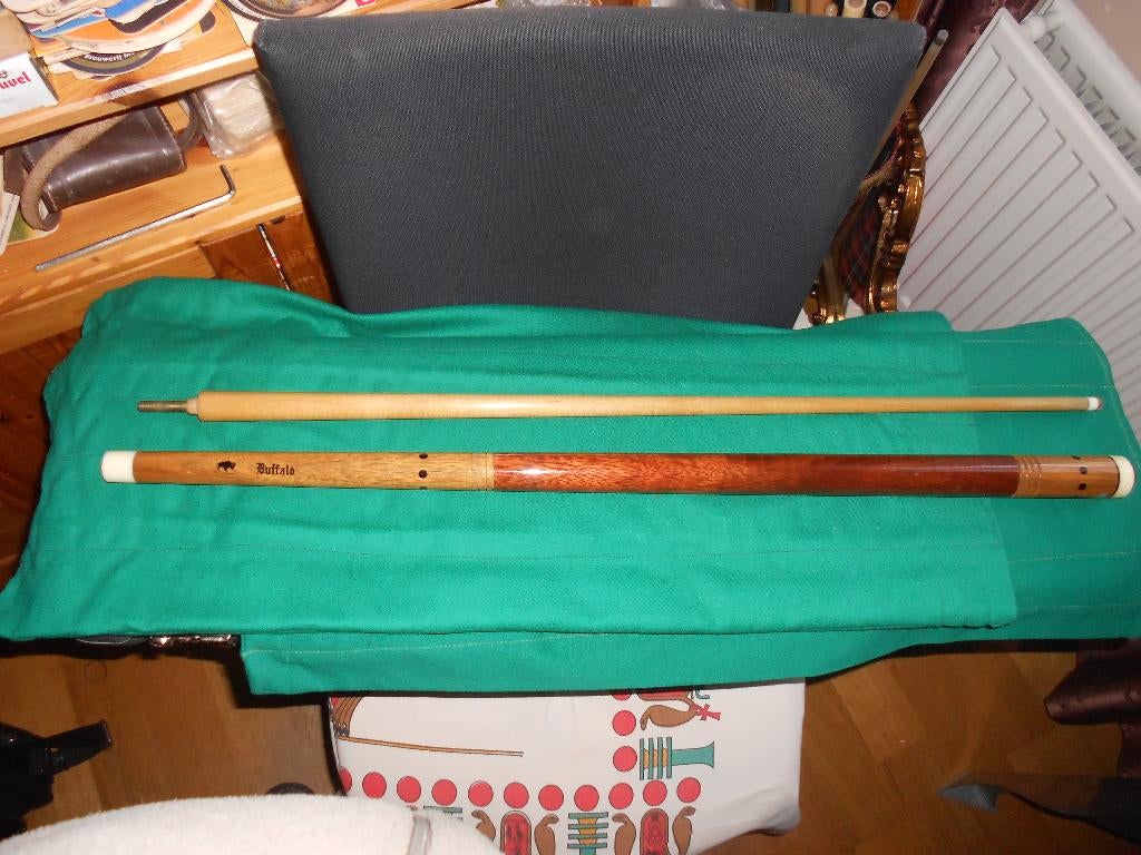 Biljart Keu.Oudere Keu .Buffalo, Ophalen of Verzenden, Zo goed als nieuw, Keu of Ballen