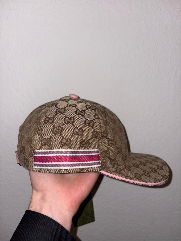 Limited edition Gucci pet, Ophalen of Verzenden, Nieuw, 57 cm (M, 7⅛ inch) of minder, Pet