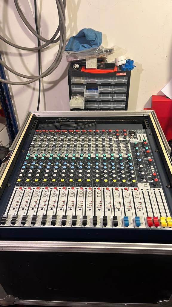Soundcraft gb2r 12/2, Ophalen, Gebruikt, 10 tot 20 kanalen