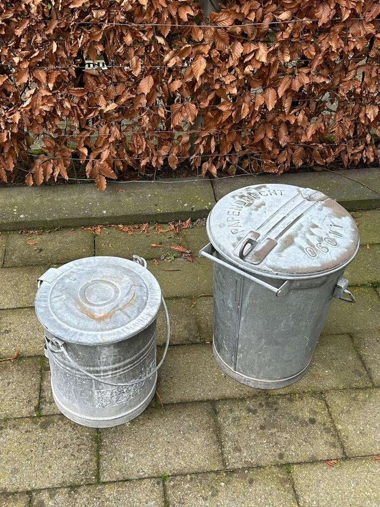 Set van 2 zinken emmers: vuilnisemmer Papendrecht & wasemmer, Huis en Inrichting, Emmers, Ophalen of Verzenden