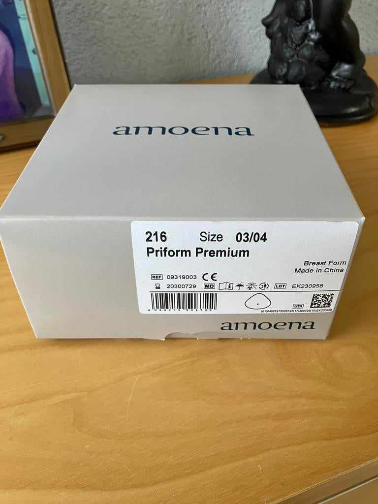 Twee Amoena Borst prothese, Diversen, Ophalen, Zo goed als nieuw