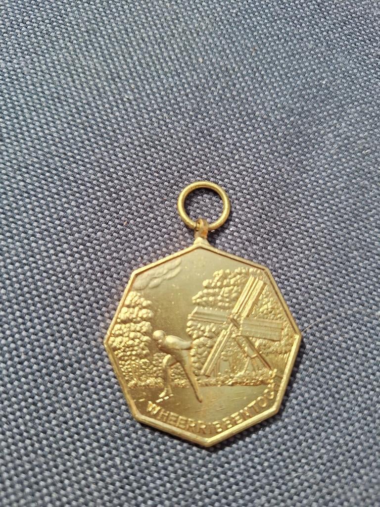 Medaille wheerribbentocht 1985, Ophalen of Verzenden, Overige materialen
