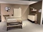 Kidsmill Sixties babykamer oatmeal/walnoot 3-delig, Ophalen, Zo goed als nieuw, Jongetje of Meisje