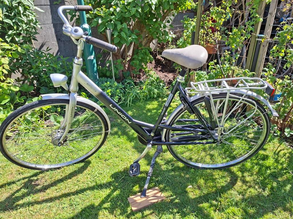 Blauw, grijs voorzijde union 28 inch terugtraprem rijklaar, Fietsen en Brommers, Fietsen | Dames | Damesfietsen, Terugtraprem